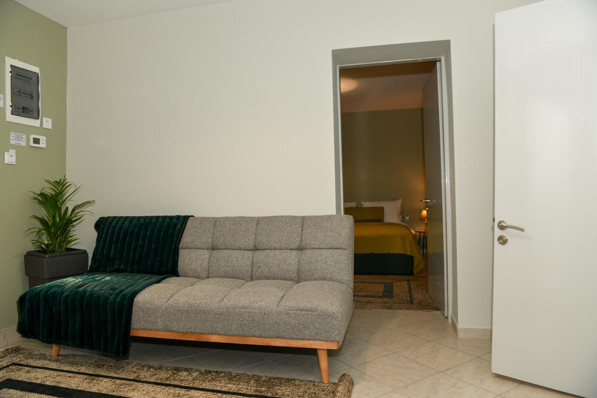 Vaya'S Cottage 5Km Ευθεία Από Κέντρο Τρικάλων 特里卡拉 外观 照片