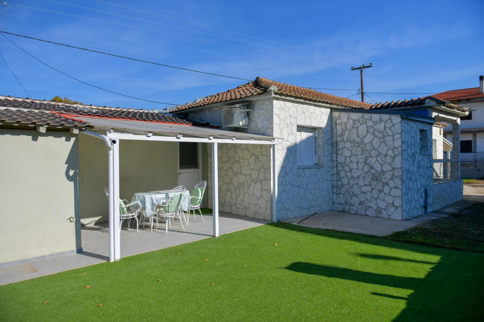 Vaya'S Cottage 5Km Ευθεία Από Κέντρο Τρικάλων 特里卡拉 外观 照片